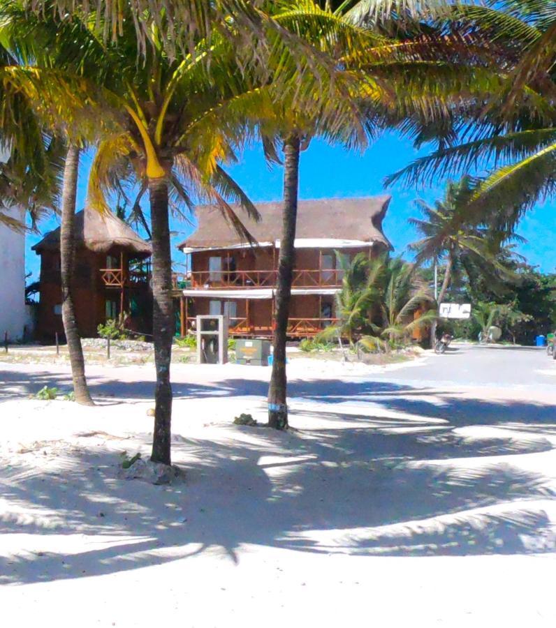 Palmeras De Mahahual Cabanas エクステリア 写真