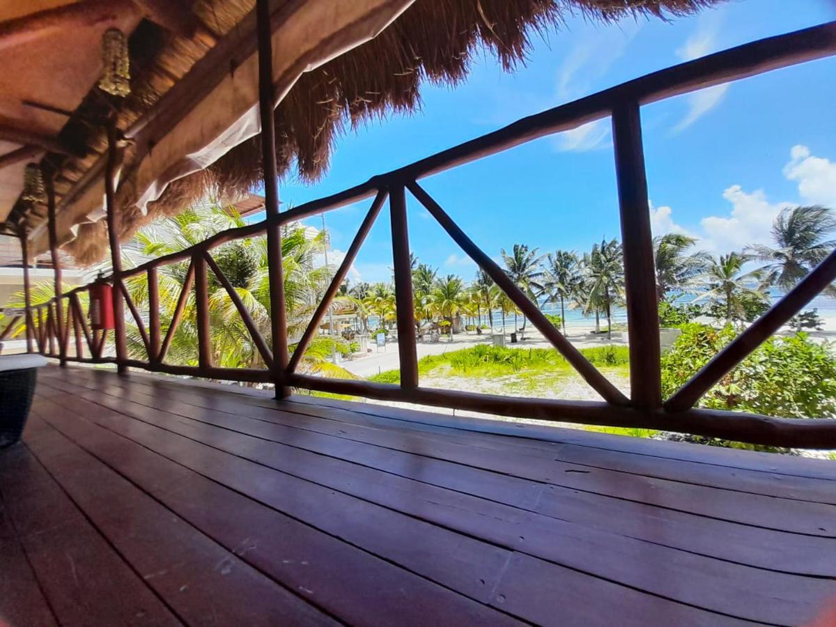 Palmeras De Mahahual Cabanas エクステリア 写真