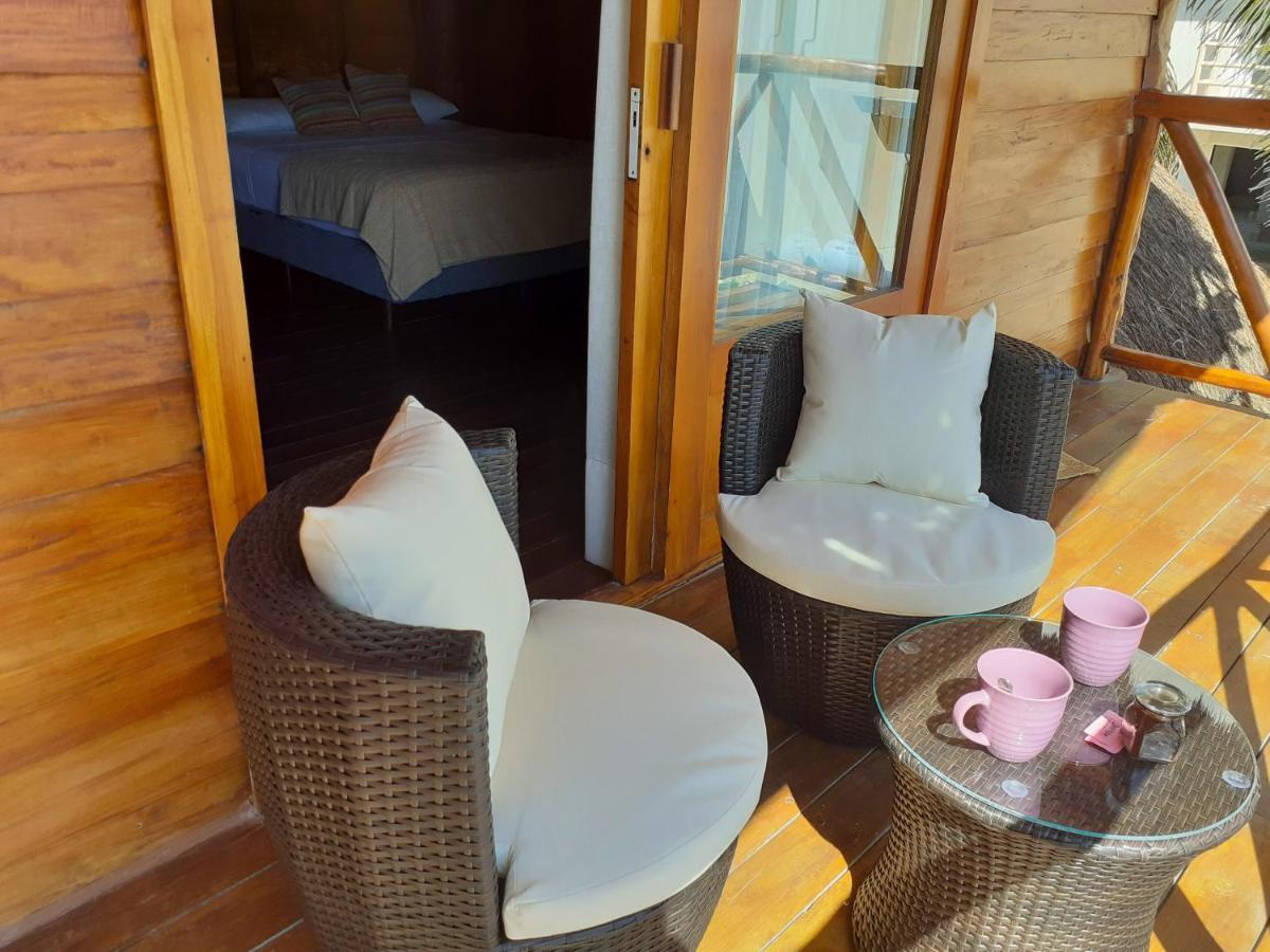 Palmeras De Mahahual Cabanas エクステリア 写真